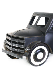 Black Vintage Metal Pickup Truck Model Decor